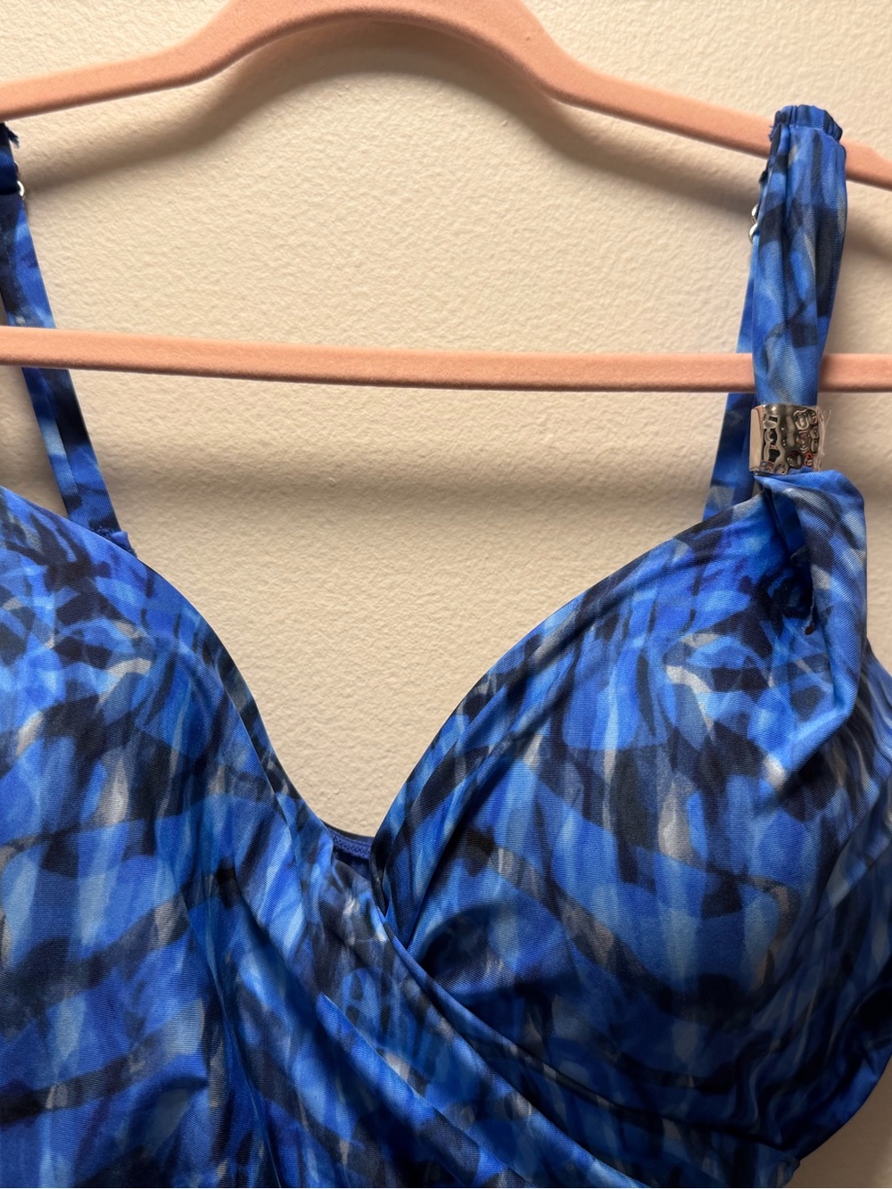 Miraclesuit Blue & Black NWT Sz 14 Padded Cup & Wire Adjustable Straps - Picture 2 of 9